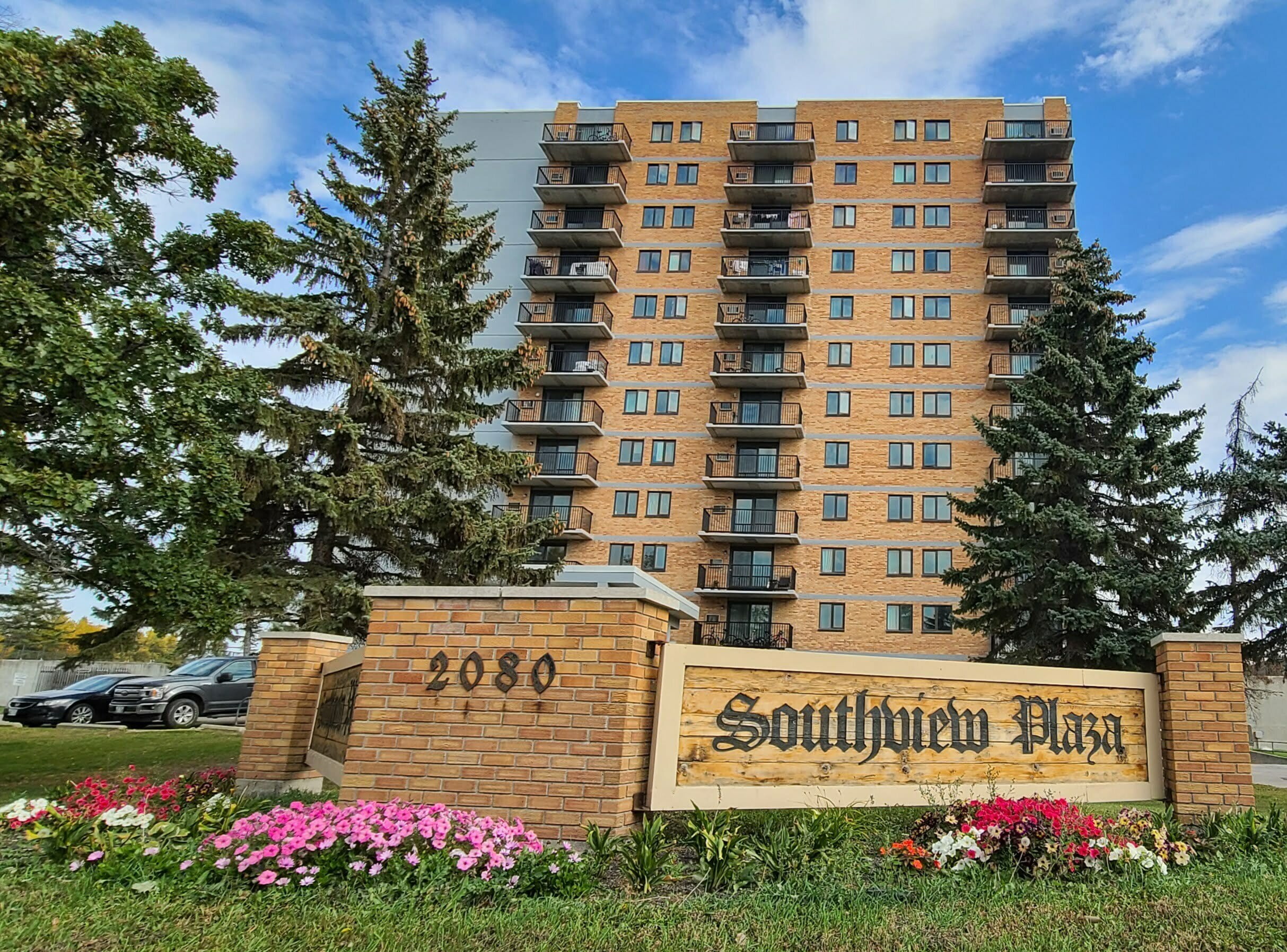 Southview Plaza exterior